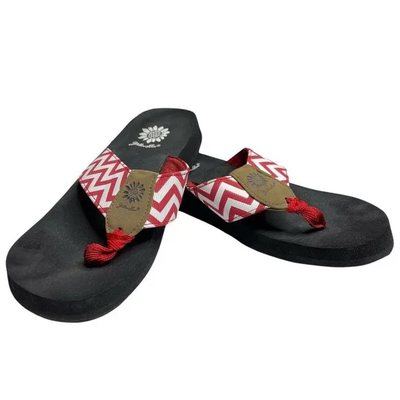 Yellow Box Flip Flop Sandals Red & White Chevron Thong Flip Flops Women's Size 7 - Picture 2 of 12